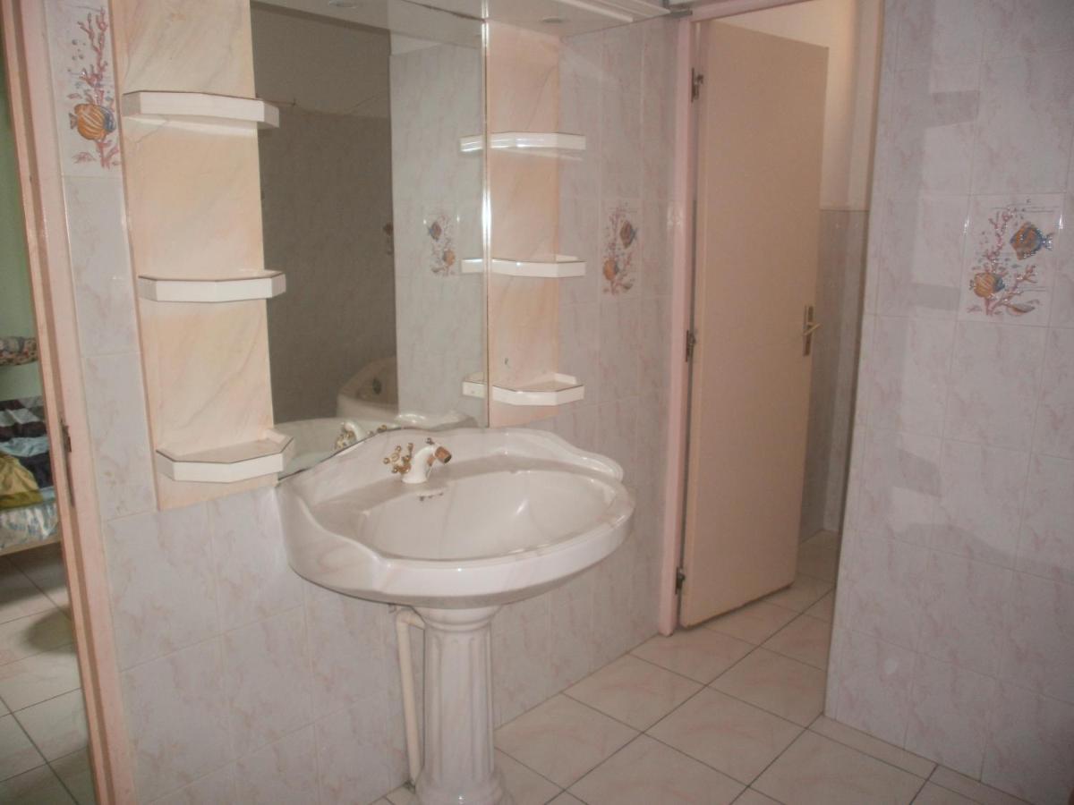 Villa Grandes Pieces Petit-Bourg Luaran gambar