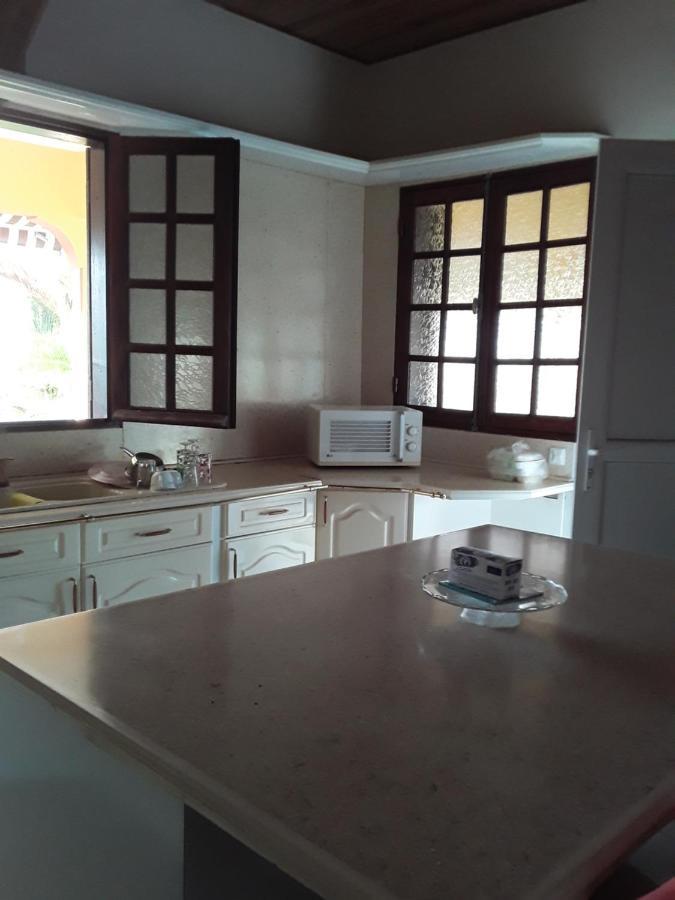 Villa Grandes Pieces Petit-Bourg Luaran gambar