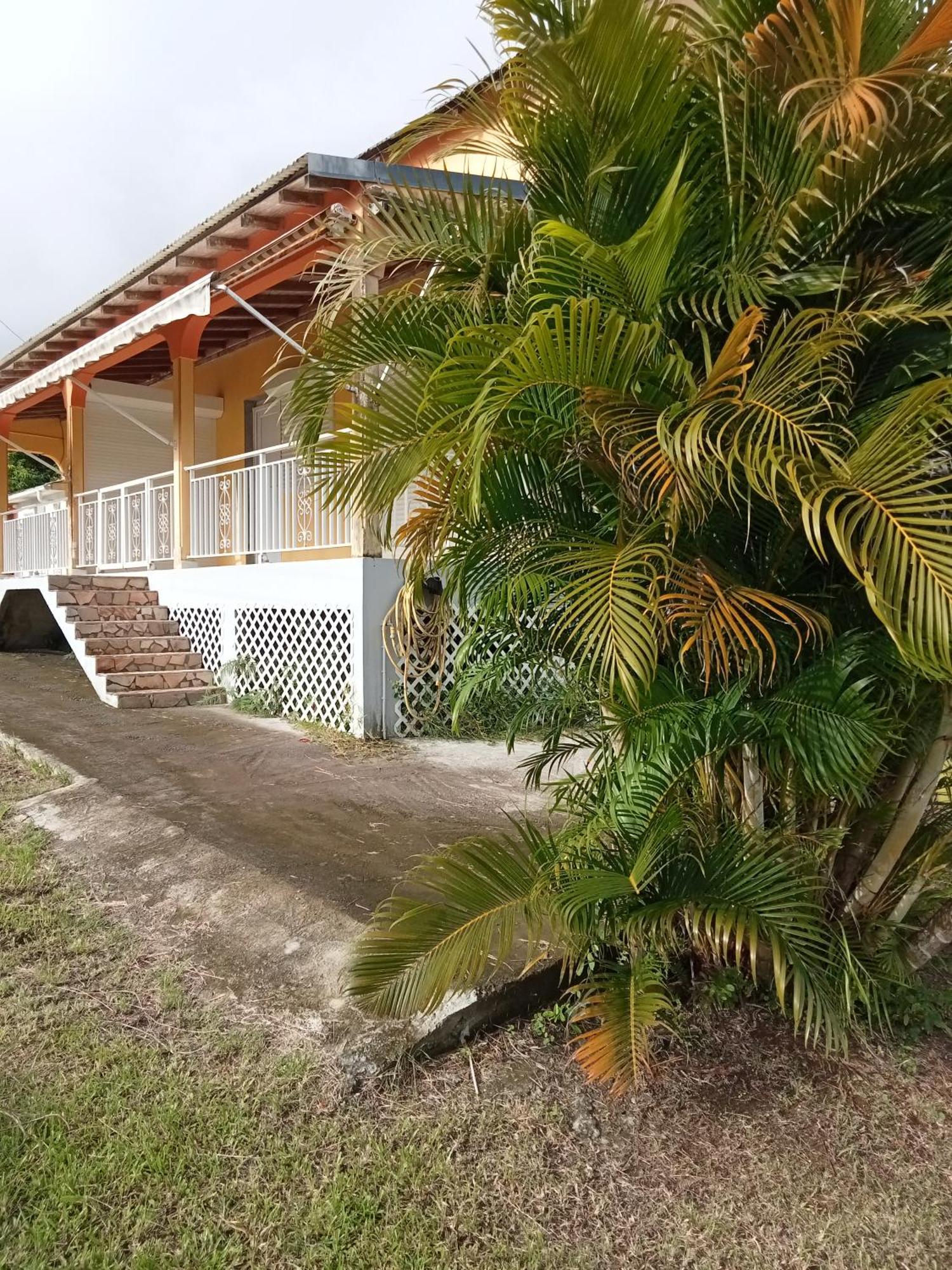Villa Grandes Pieces Petit-Bourg Luaran gambar