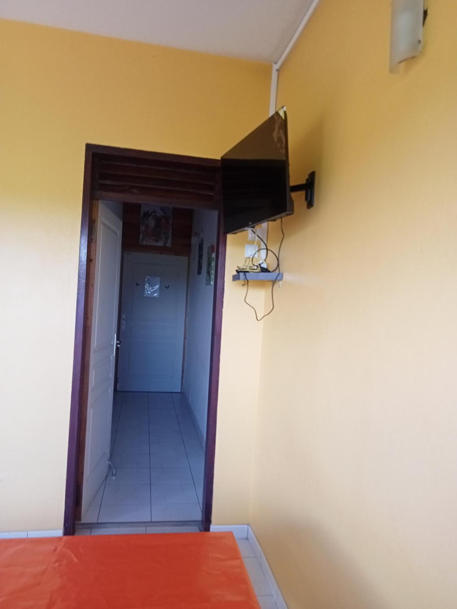 Villa Grandes Pieces Petit-Bourg Luaran gambar